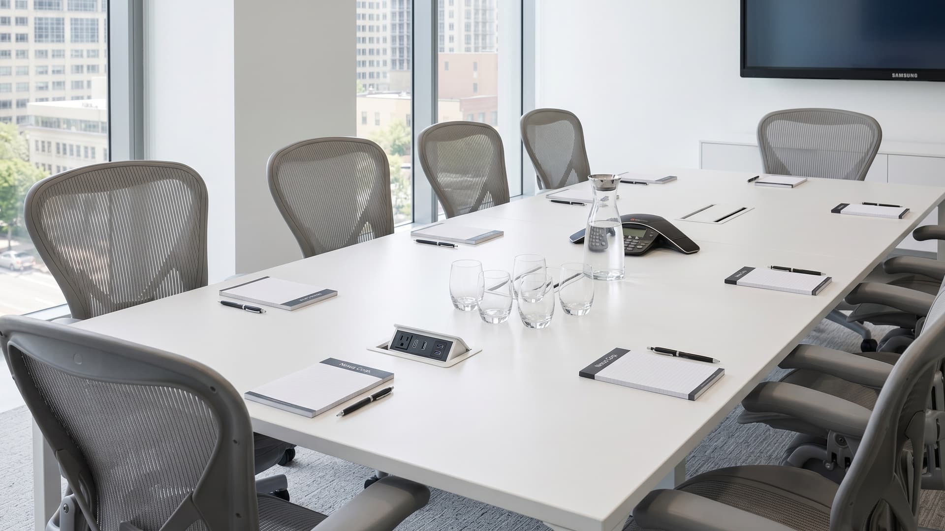 Gallery view 4 of Modern Boardroom with City View